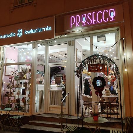 Rynek 14 & Restaurant Bed & Breakfast Inowroclaw Exterior photo